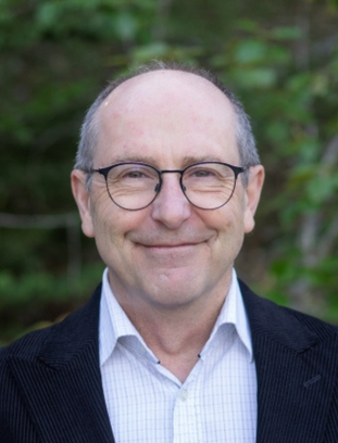 Bruce MacDonald, Président-directeur général