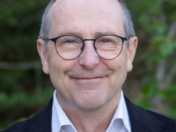 Bruce MacDonald, Président-directeur général