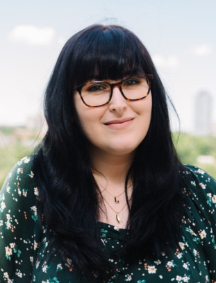 Jennifer Barrett, Gestionnaire, données et solutions