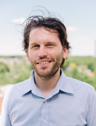 Tim Richardson, Directeur, Normes et agrément